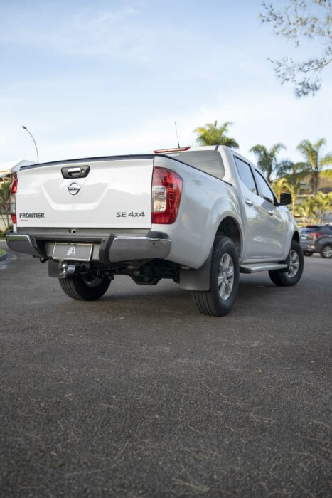 NISSAN FRONTIER 2018 completo