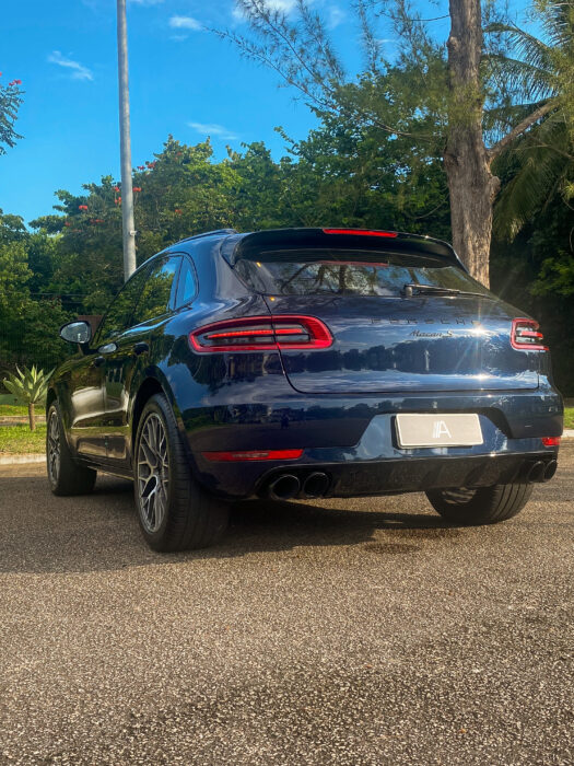 PORSCHE MACAN 2018 completo