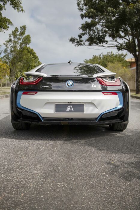 BMW i8 2015 completo