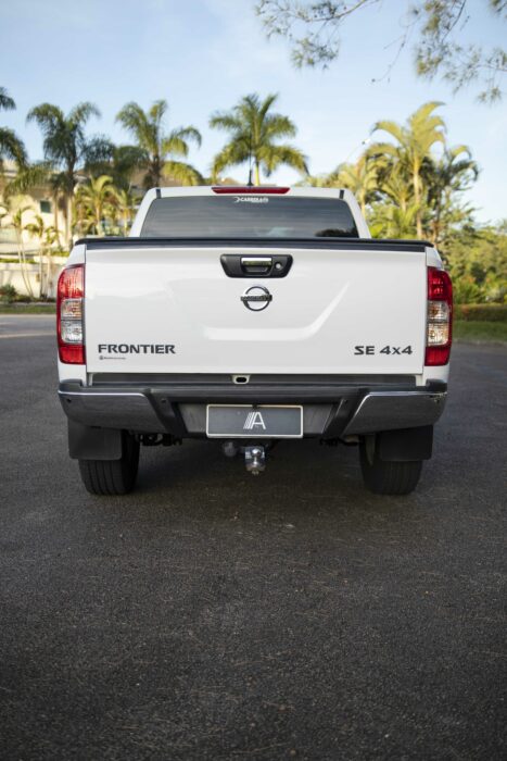 NISSAN FRONTIER 2018 completo