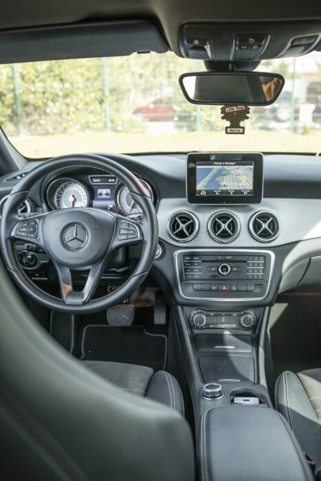 MERCEDES-BENZ CLA 200 2016 completo