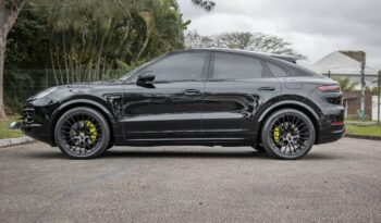 PORSCHE CAYENNE 2021 completo