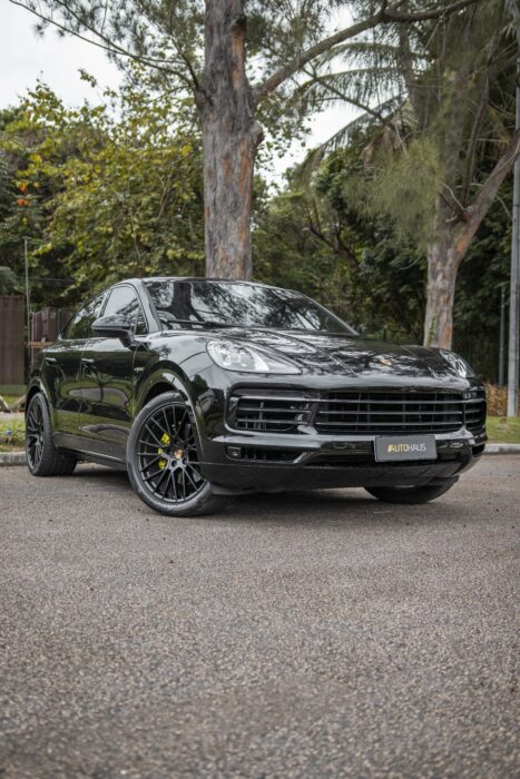 PORSCHE CAYENNE 2021 completo