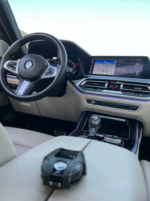 BMW x7 2020 completo