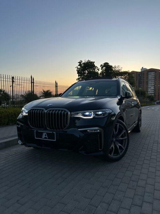 BMW x7 2020 completo