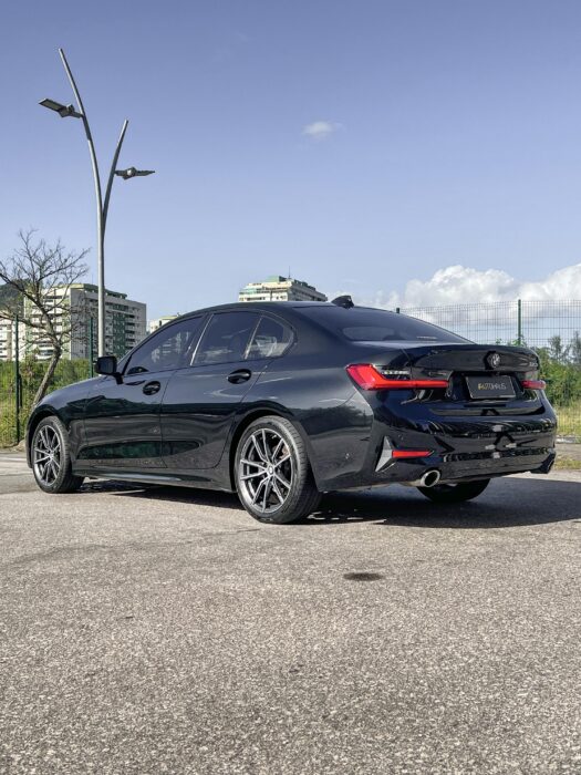 BMW 320i 2020 completo