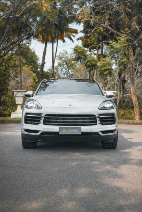 PORSCHE CAYENNE 2023 completo