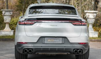 PORSCHE CAYENNE 2023 completo