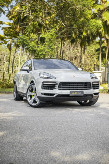 PORSCHE CAYENNE 2023 completo