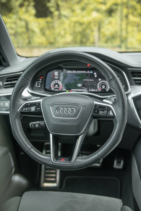 AUDI A6 2021 completo