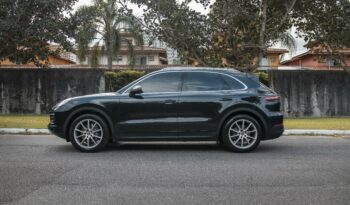 PORSCHE CAYENNE 2019 completo