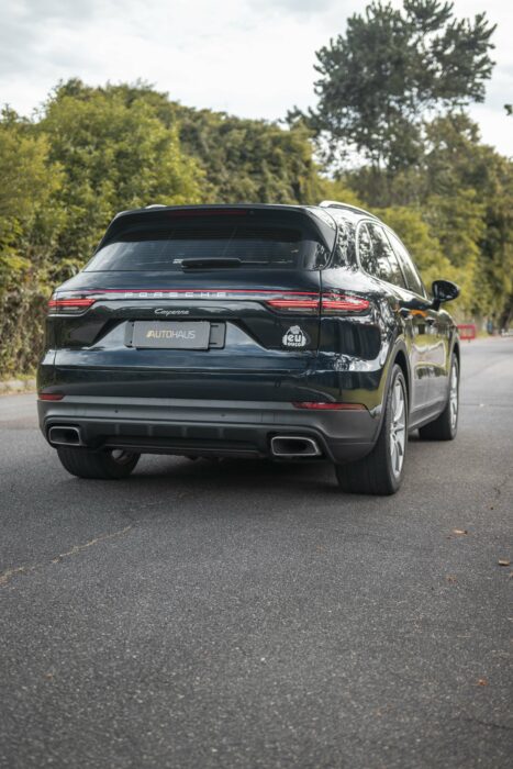 PORSCHE CAYENNE 2019 completo