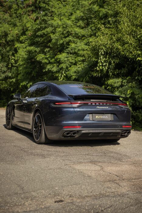 PORSCHE PANAMERA 2021 completo