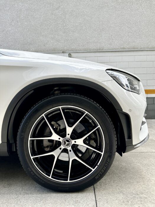 MERCEDES-BENZ GLC 300 2023 completo