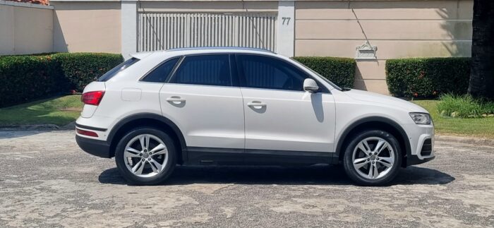 AUDI Q3 2018 completo