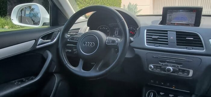 AUDI Q3 2018 completo