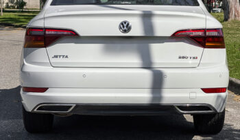 VOLKSWAGEN JETTA 2018 completo