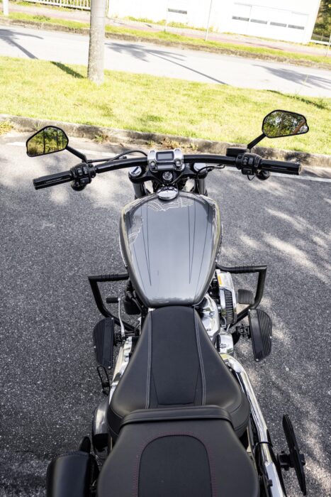 Harley Davidson Softail Breakout 114 2021 completo