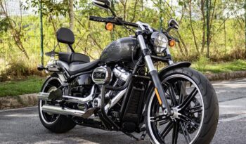 Harley Davidson Softail Breakout 114 2021 completo