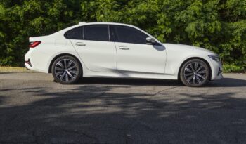 BMW 320i 2022 completo