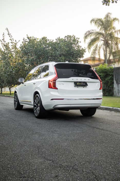 VOLVO XC90 2022 completo