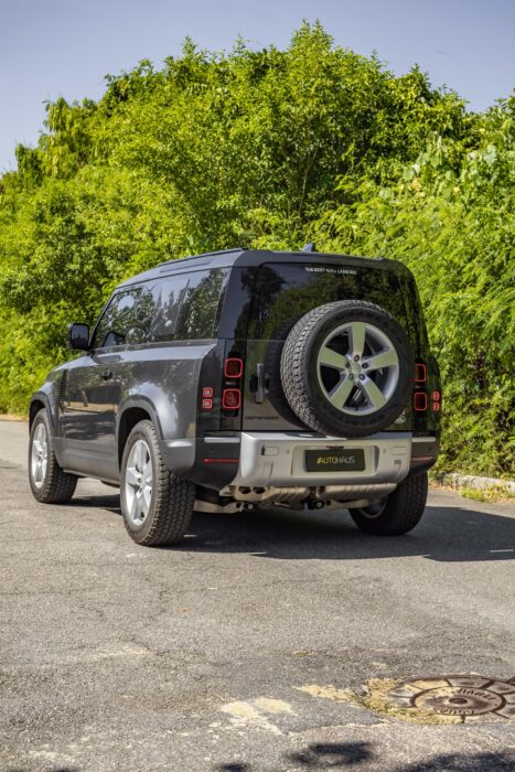 LAND ROVER DEFENDER 2023 completo