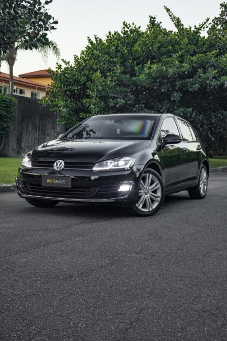 VOLKSWAGEN GOLF 2015 completo