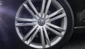 VOLKSWAGEN GOLF 2015 completo