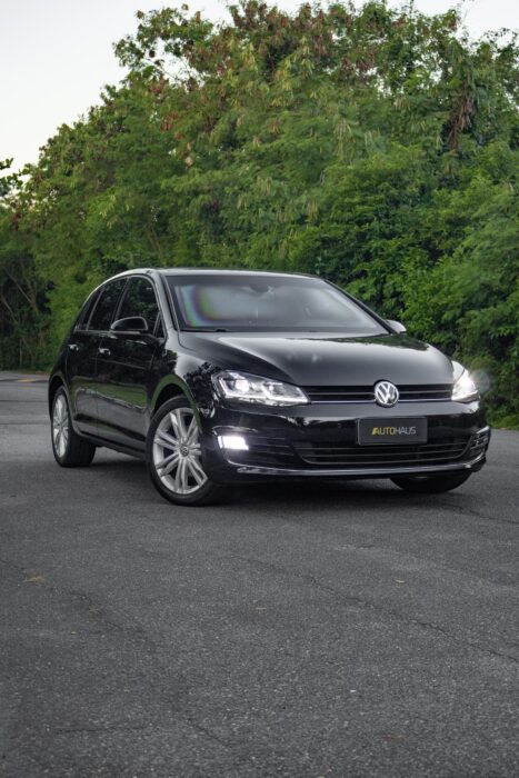 VOLKSWAGEN GOLF 2015 completo