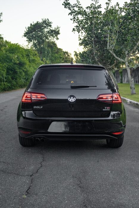 VOLKSWAGEN GOLF 2015 completo