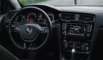 VOLKSWAGEN GOLF 2015 completo