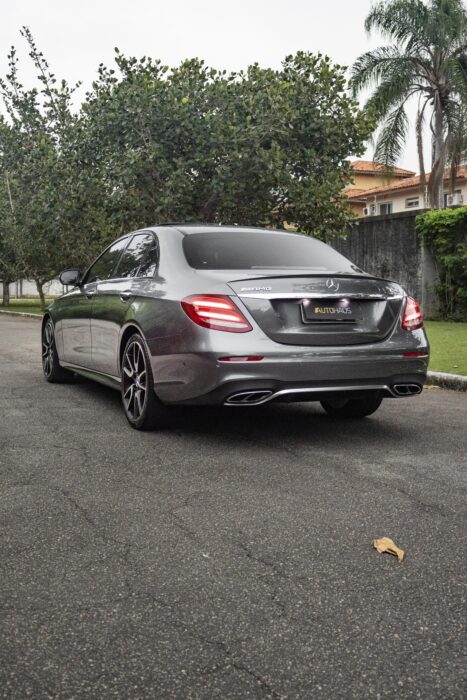 MERCEDES-BENZ E43 AMG 2018 completo