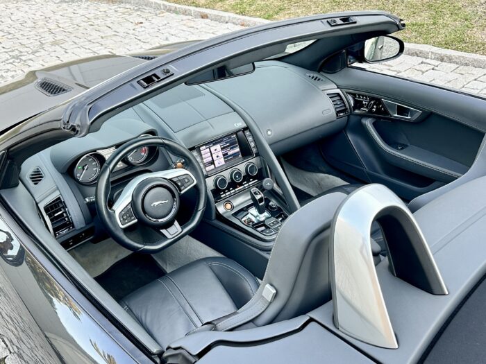 JAGUAR F-TYPE 2014 completo