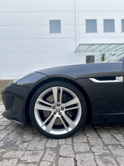 JAGUAR F-TYPE 2014 completo