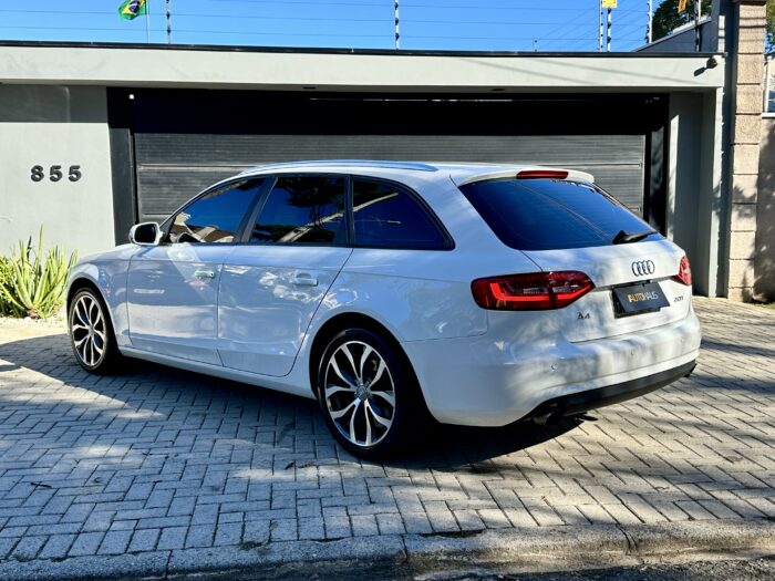 AUDI A4 AVANT 2013 completo