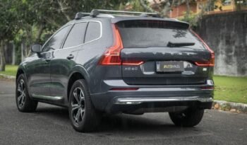 VOLVO XC60 2022 completo