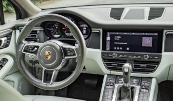 PORSCHE MACAN 2021 completo