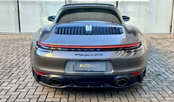 PORSCHE 911 2022 completo