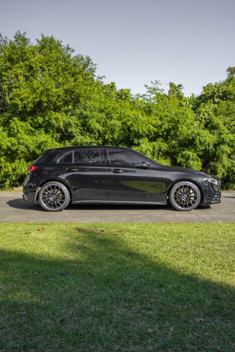 MERCEDES-BENZ A 35 AMG 2020 completo