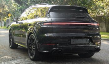 PORSCHE CAYENNE 2024 completo