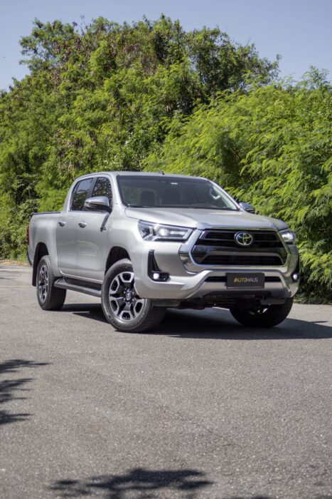 TOYOTA HILUX 2021 completo