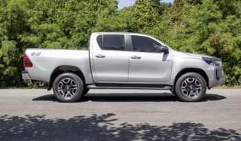 TOYOTA HILUX 2021 completo