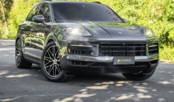 PORSCHE CAYENNE 2024 completo