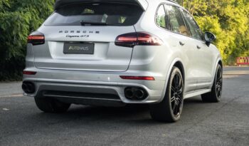 PORSCHE CAYENNE 2016 completo