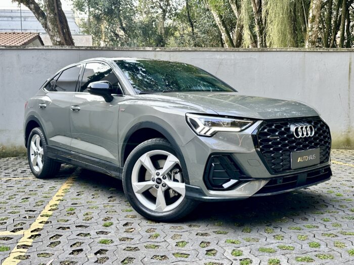 AUDI Q3 2023 completo