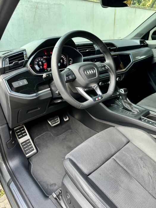 AUDI Q3 2023 completo