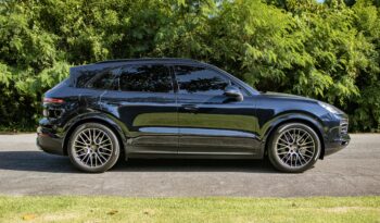 PORSCHE CAYENNE 2019 completo