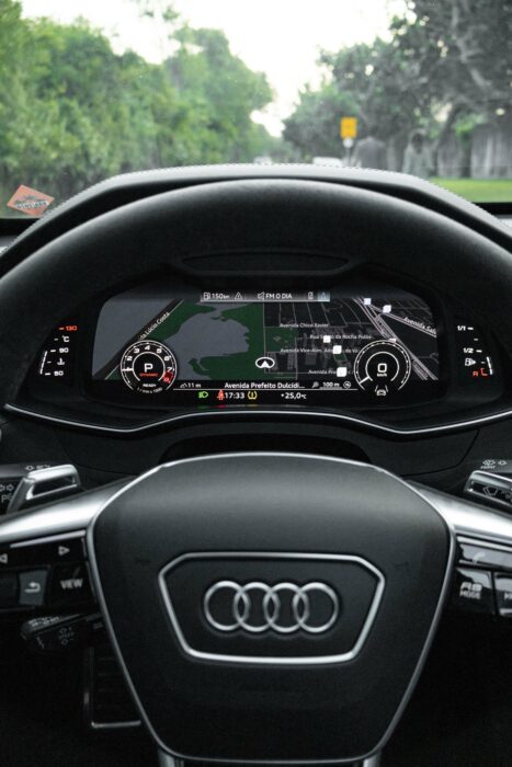 AUDI RS6 2021 completo