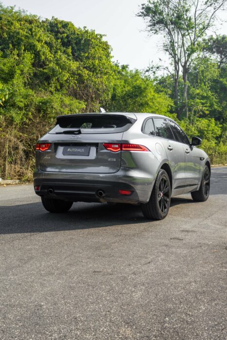 JAGUAR F-PACE 2019 completo