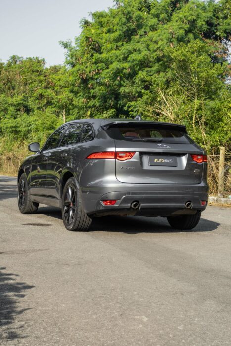 JAGUAR F-PACE 2019 completo